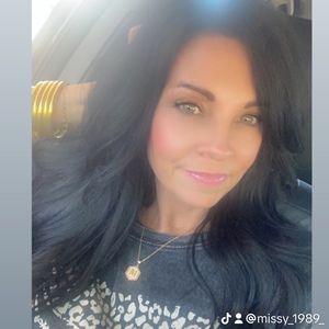 Meet your Posher, Posh